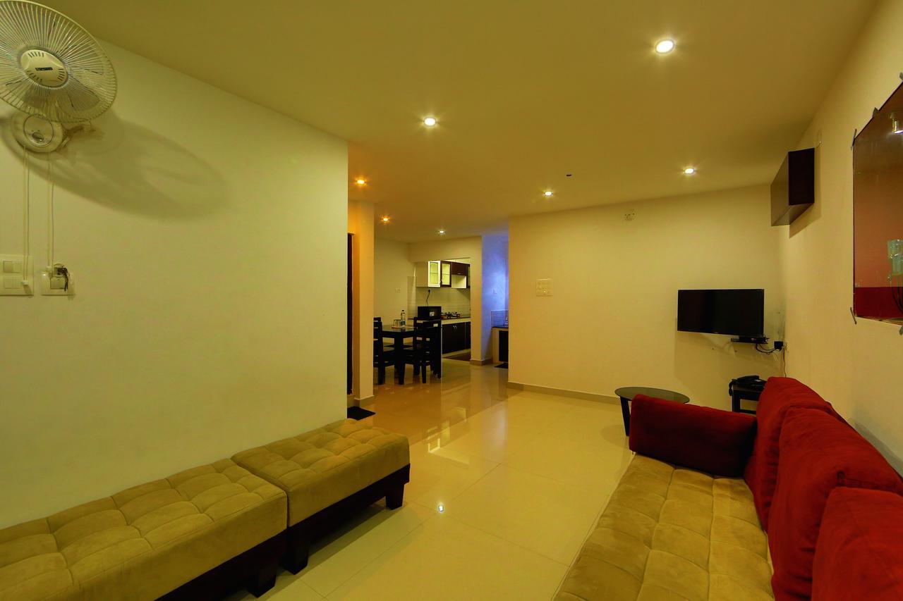 Sara Hotels And Apartments Недумбассери Экстерьер фото